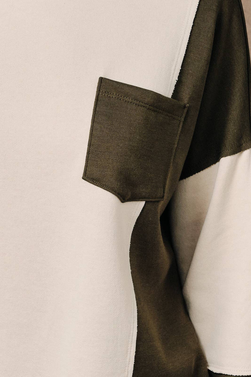 Colorblock Raw Edge Long Sleeve Pocket Sweatshirt Top