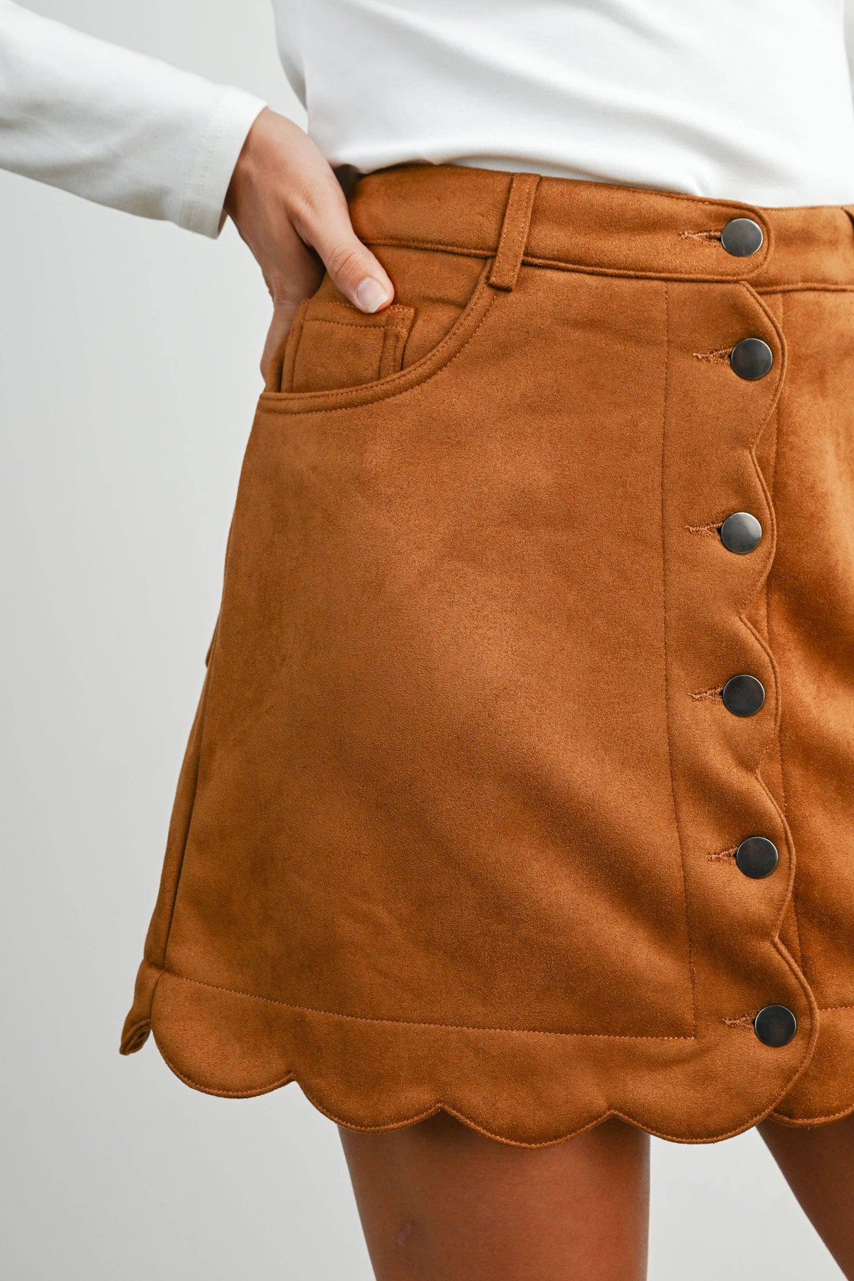 Scallop Trim Button-Front Mini Skirt