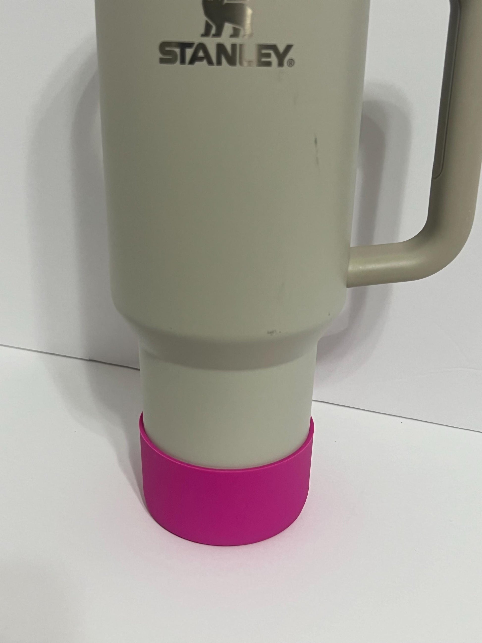 Fuschia silicone tumbler sleeve