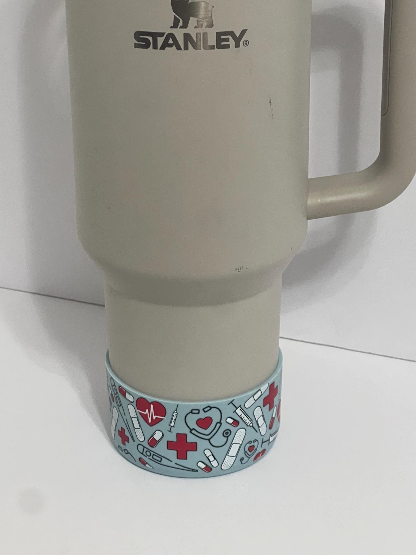 Medical silicone tumbler sleeve
