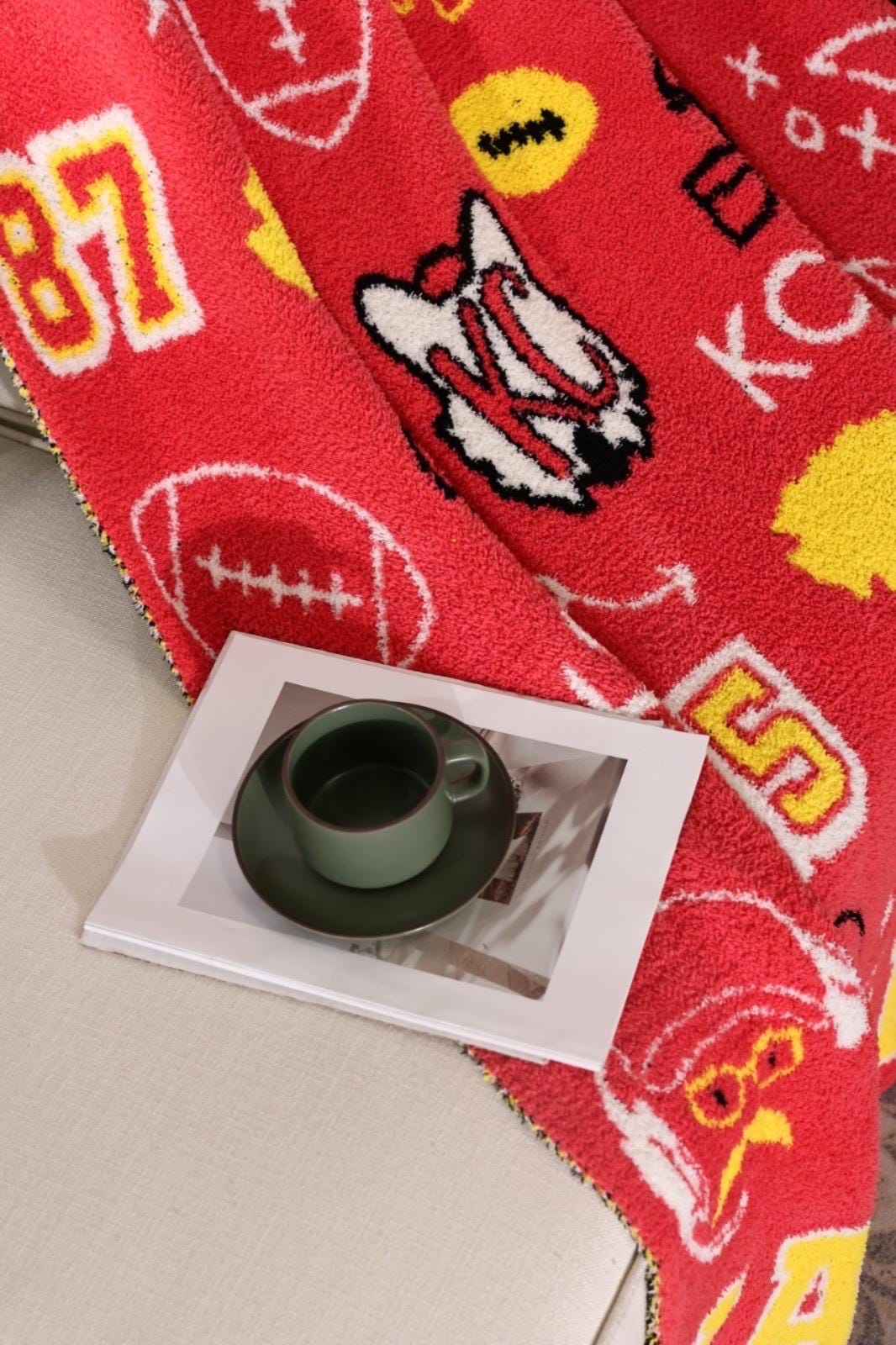 Large Kansas City Football Blanket, 100% Polyester Microfiber Blanket, Soft Sports Blanket, Football Blanket