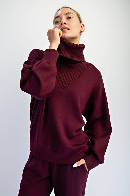 MODAL SCUBA LUXE V-TURTLENECK