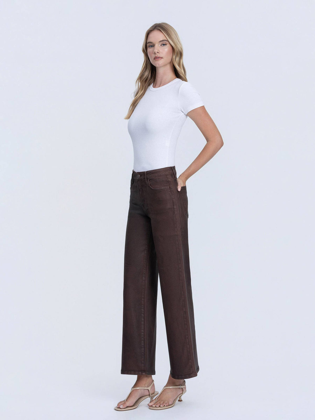 HIGH RISE COFFEE WIDE LEG JEANS