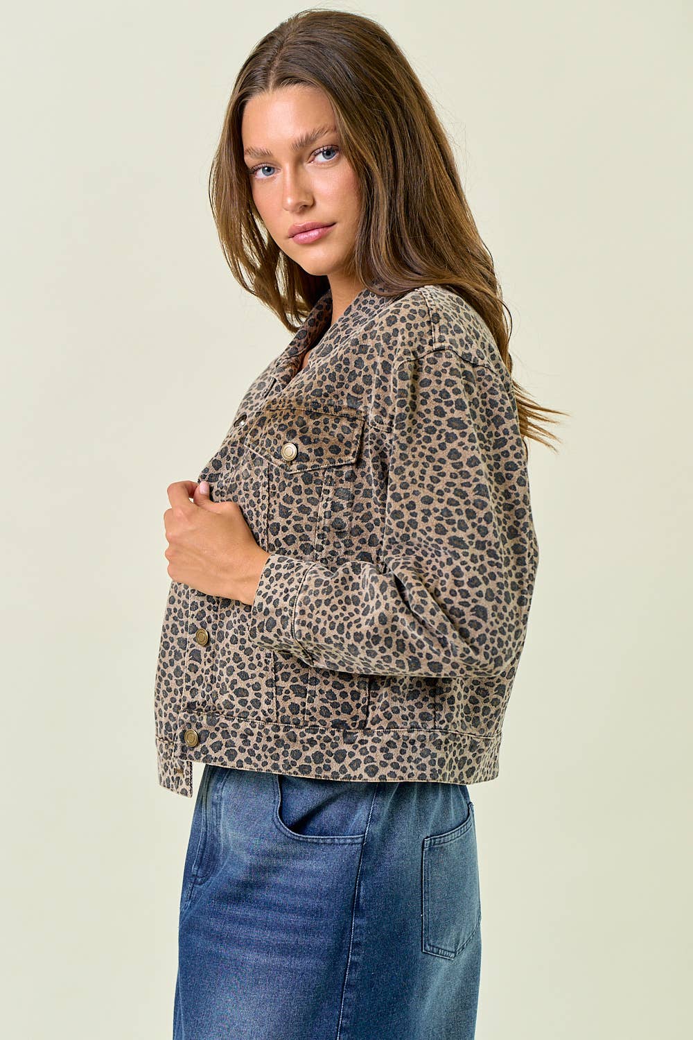 LEOPARD PRINT OVERSIZED DENIM TRUCKER JACKET