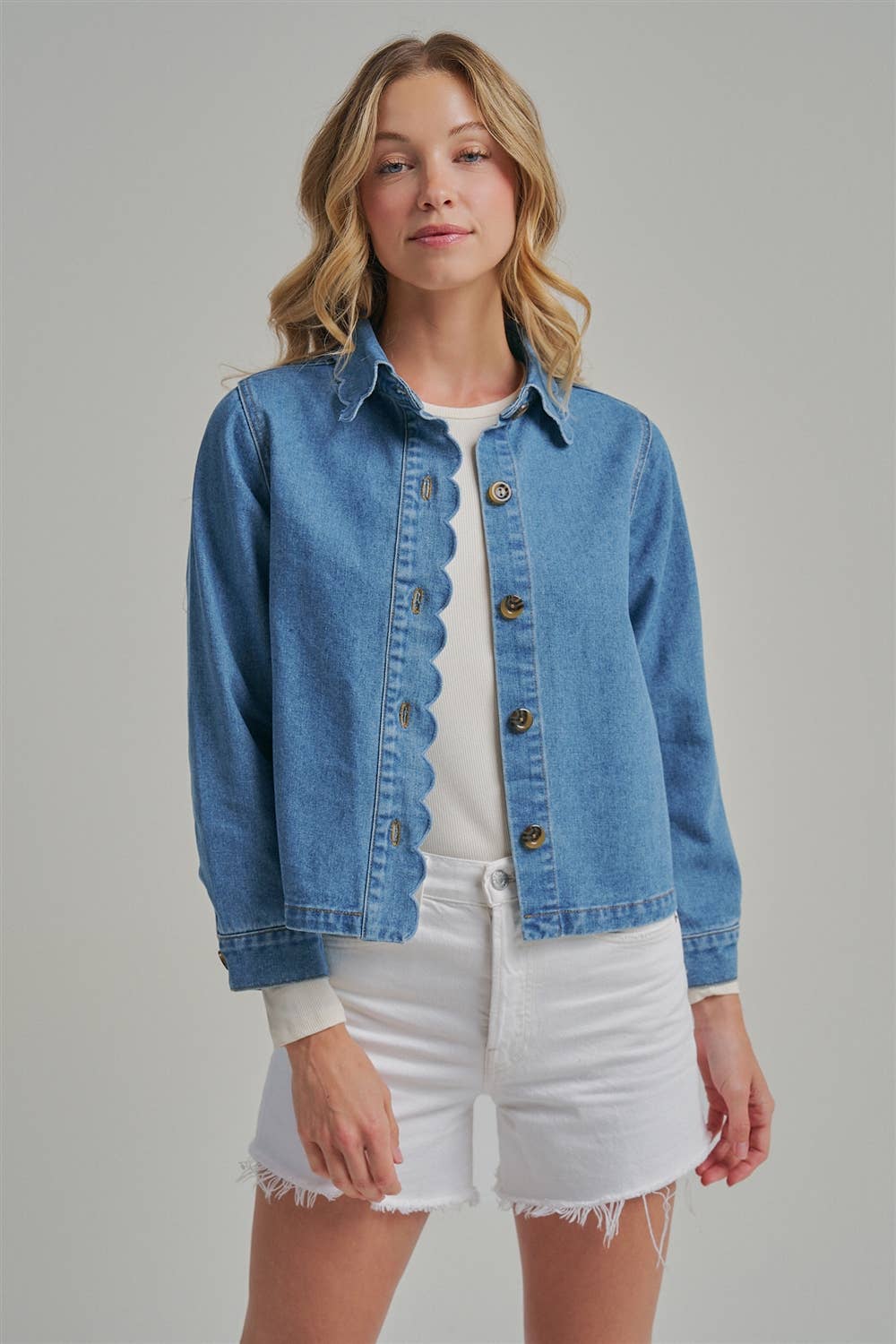FALL DENIM JACKET WITH SCALLOP EMBROIDERY COLLAR_JLT00349-01