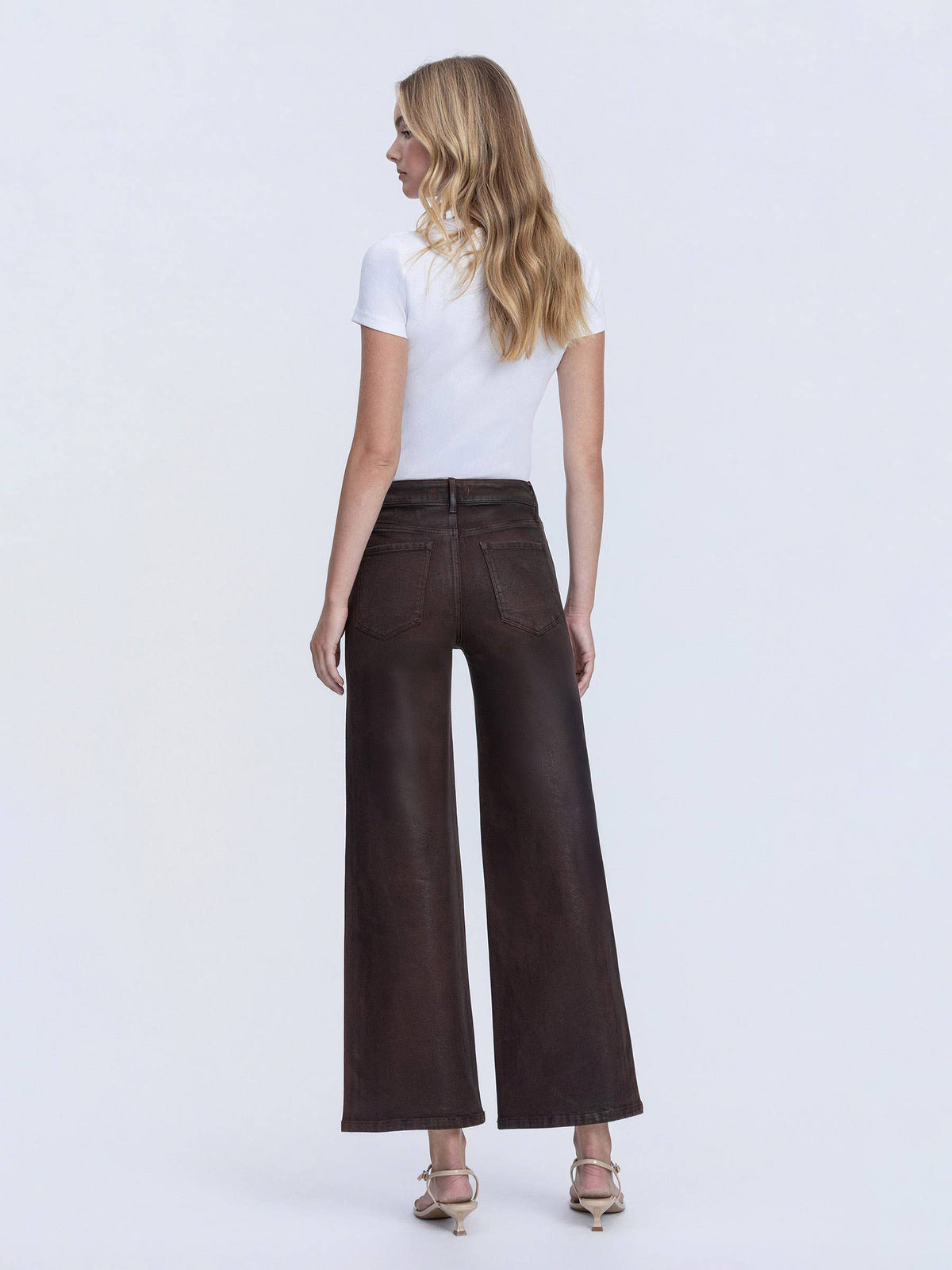 HIGH RISE COFFEE WIDE LEG JEANS