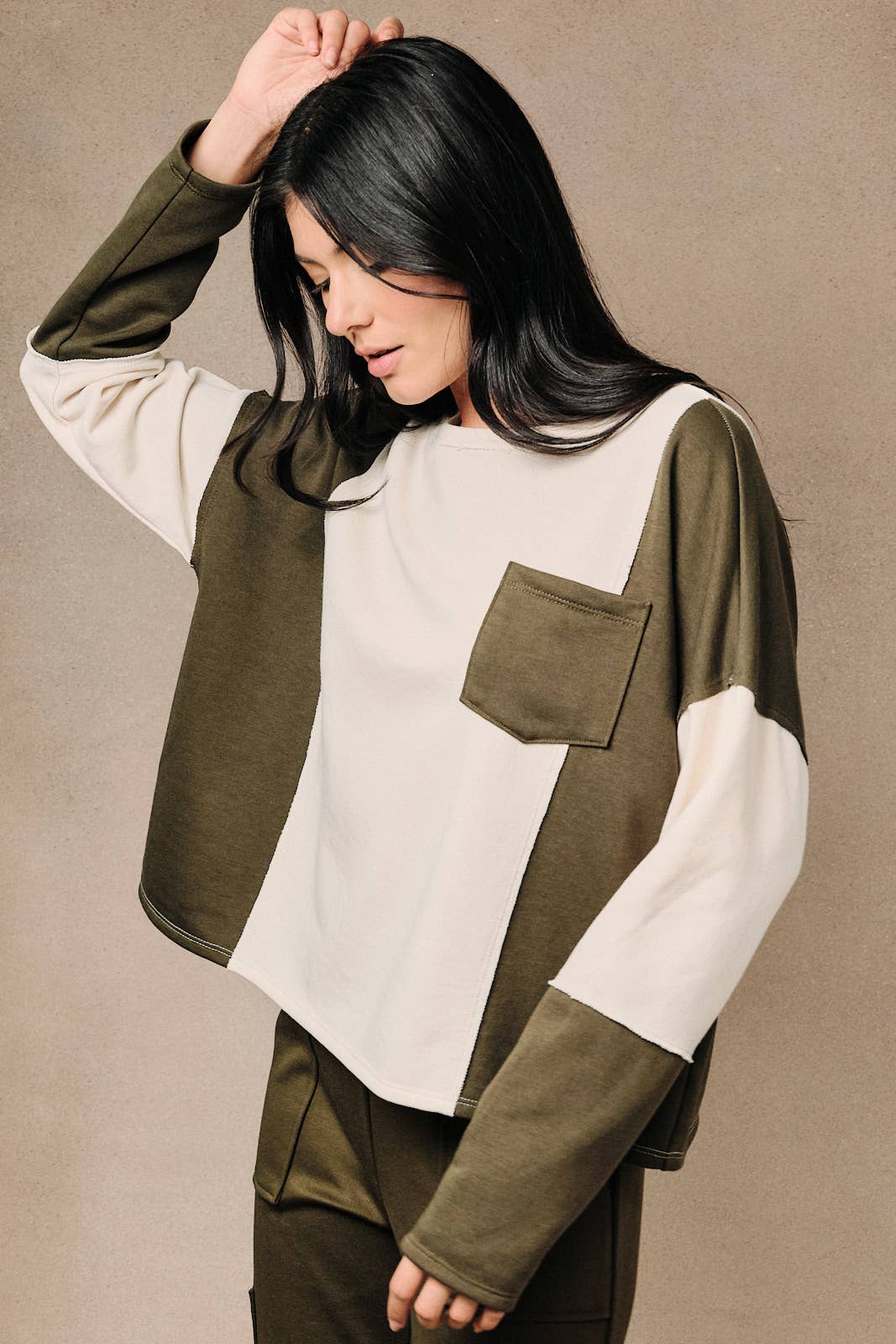 Colorblock Raw Edge Long Sleeve Pocket Sweatshirt Top