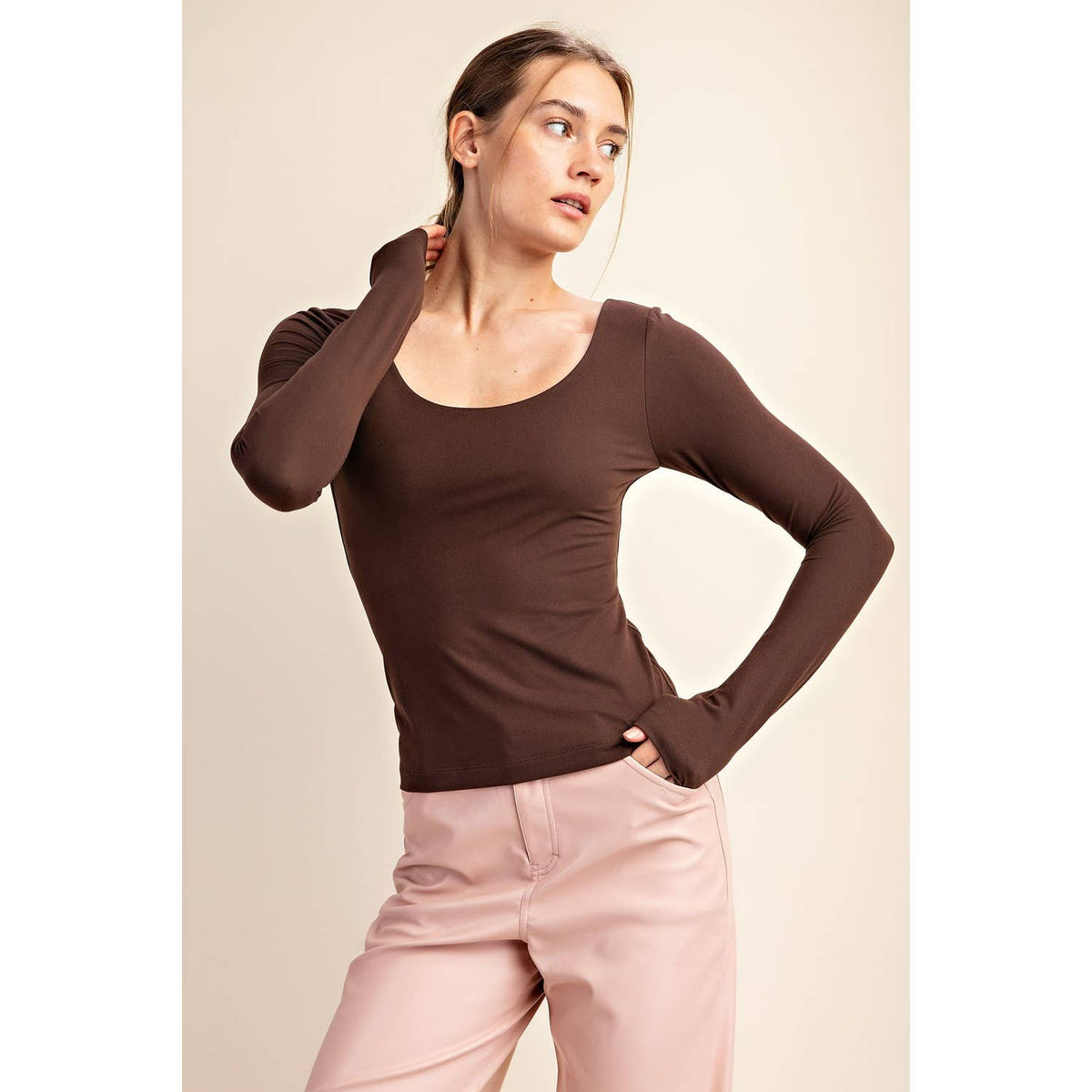 BUTTER ROUND NECK TOP