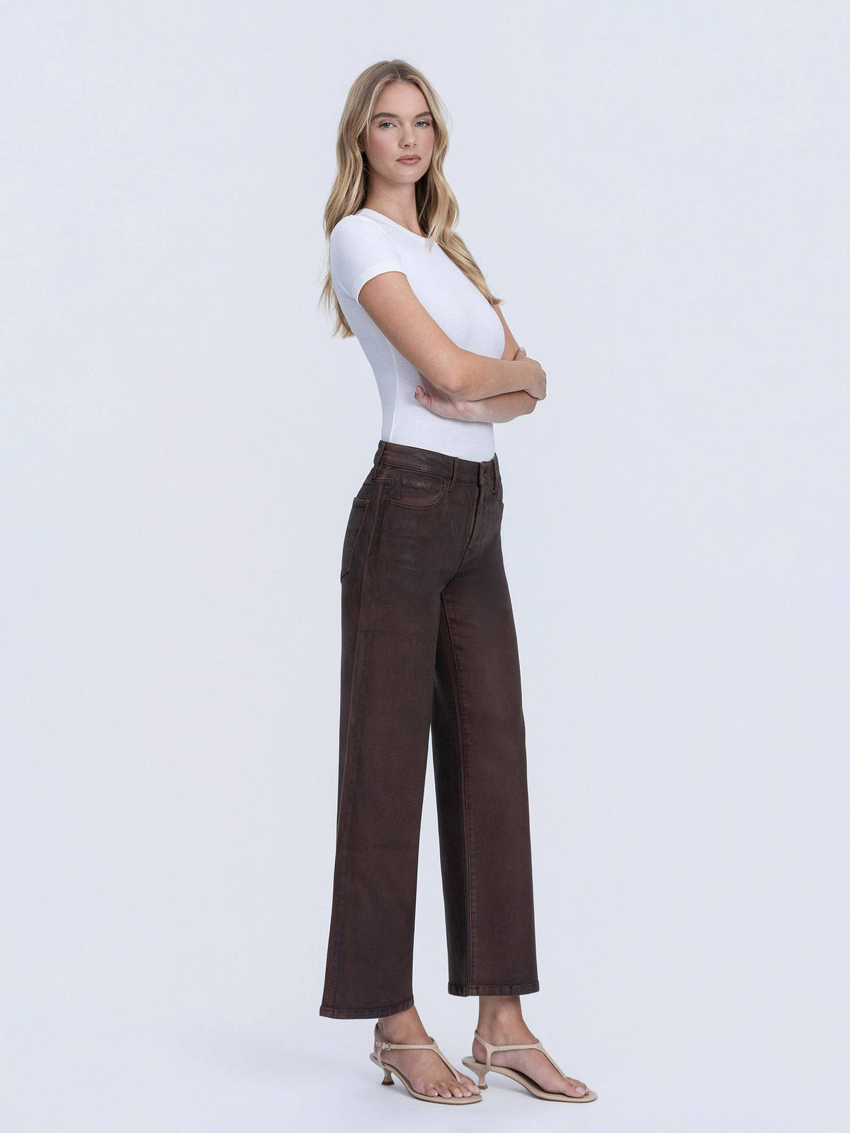 HIGH RISE COFFEE WIDE LEG JEANS