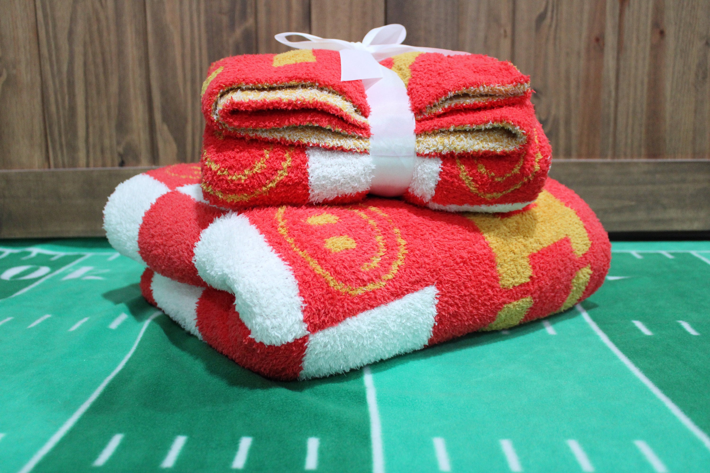 Large Kansas City Blanket, 100% Polyester Microfiber Blanket, Soft